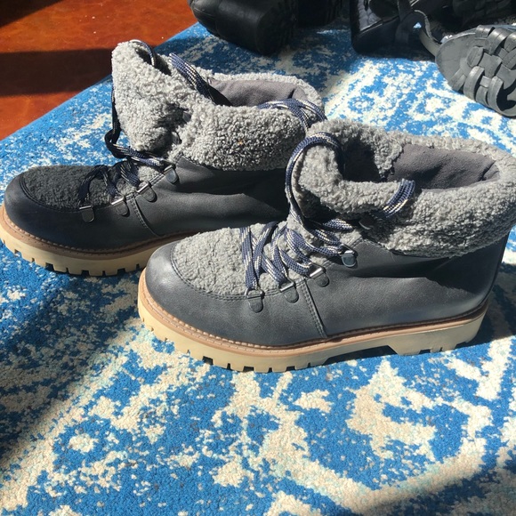 Sam Edelman Boots - Picture 5 of 9